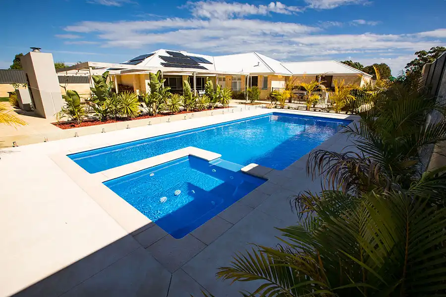 Saint-Louis fiberglass pool model with pool and spa layout